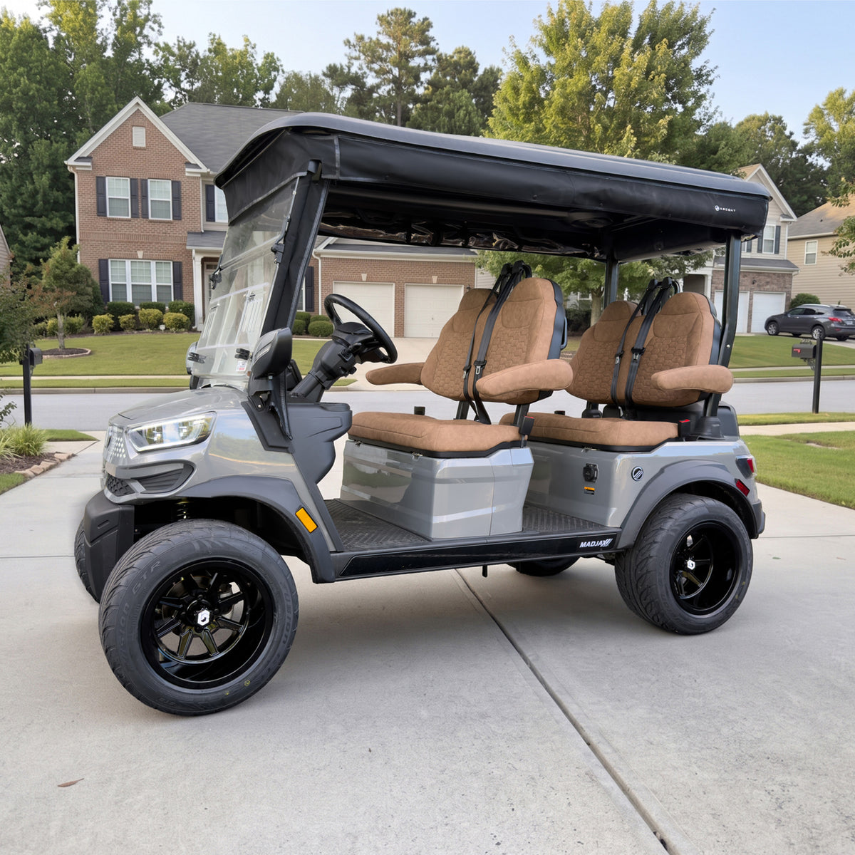 RedDot Black/Pacific Blue Fancy Single Track Enclosure for MadJax® Ascent with 4-Forward Facing Seats