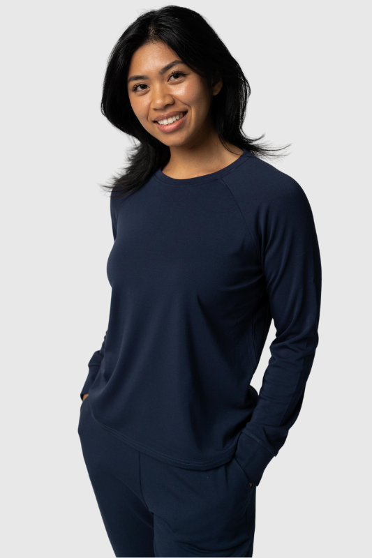Women's The Ease Pullover- Navy
