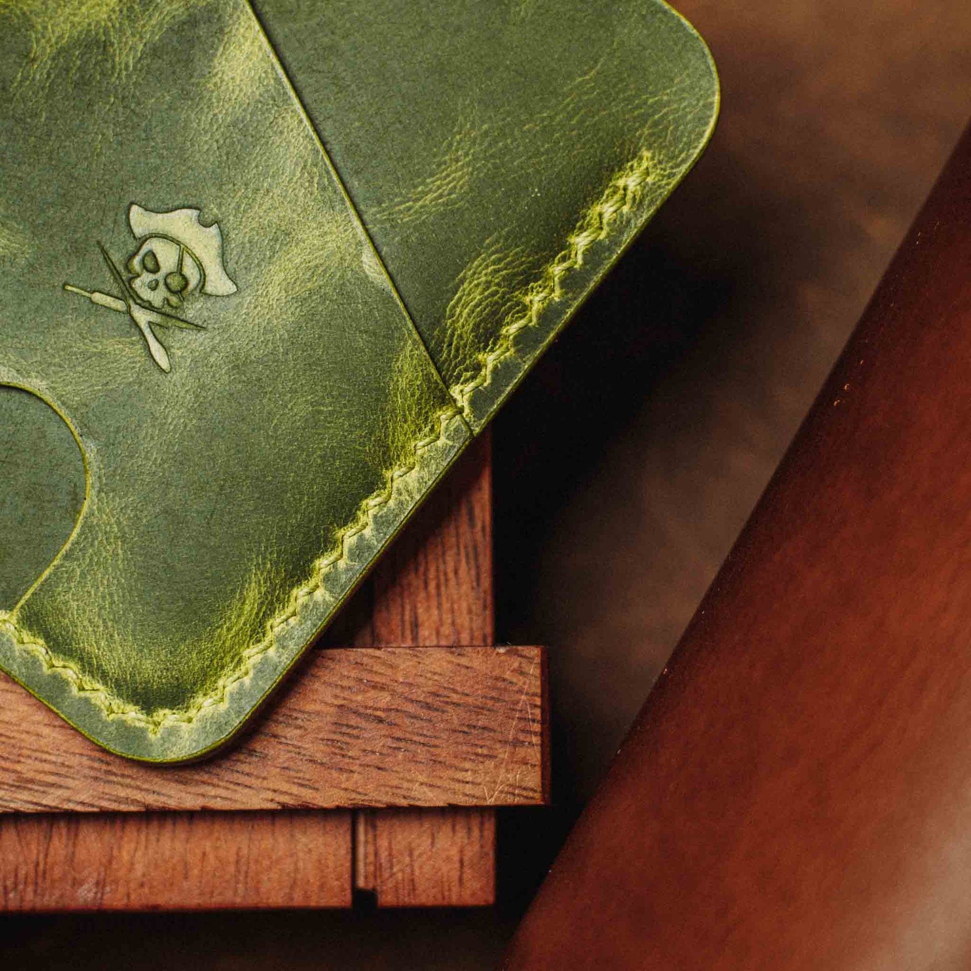 Pirate Goods Boatswain v4 Slim Wallet – Minimalist Leather EDC Card Holder