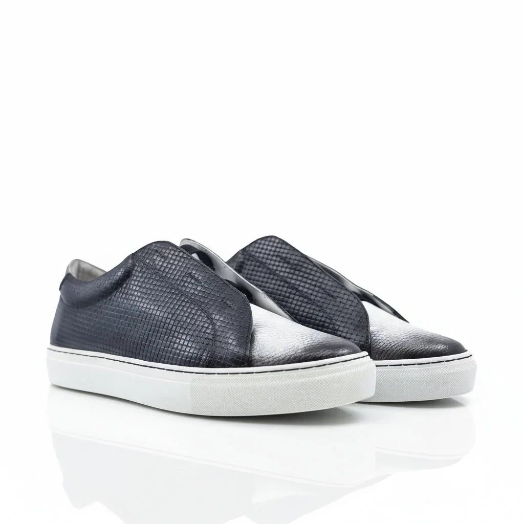 Leo19 Laceless Sneaker II