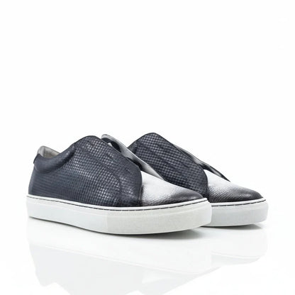 Leo19 Laceless Sneaker II
