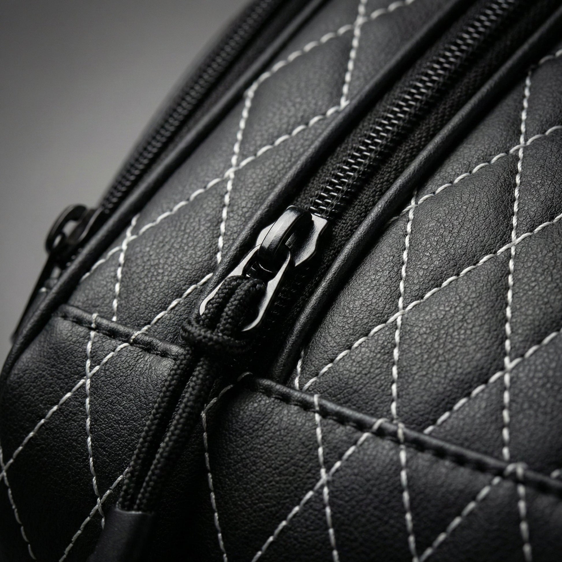 Premium Golf Shoe Bag – Vented Leather Shoe Storage